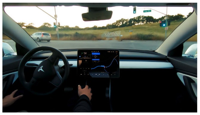 테슬라 FSD 주행 모습